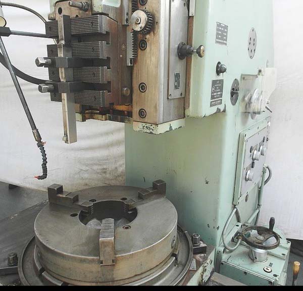 Загальний вигляд  і органы керування долбежного верстата 7405